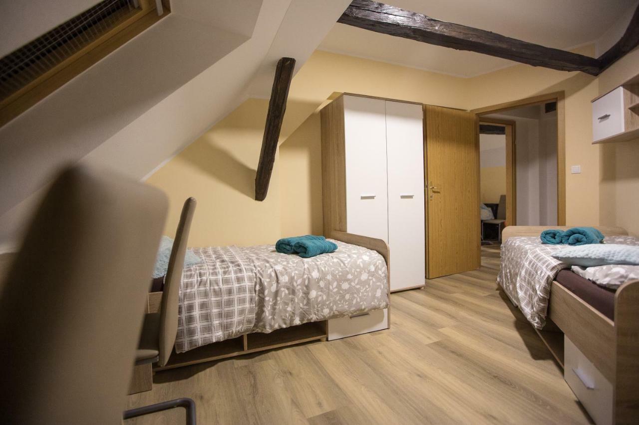 Minidorm Rooms In Heart Of City Center Maribor Bagian luar foto