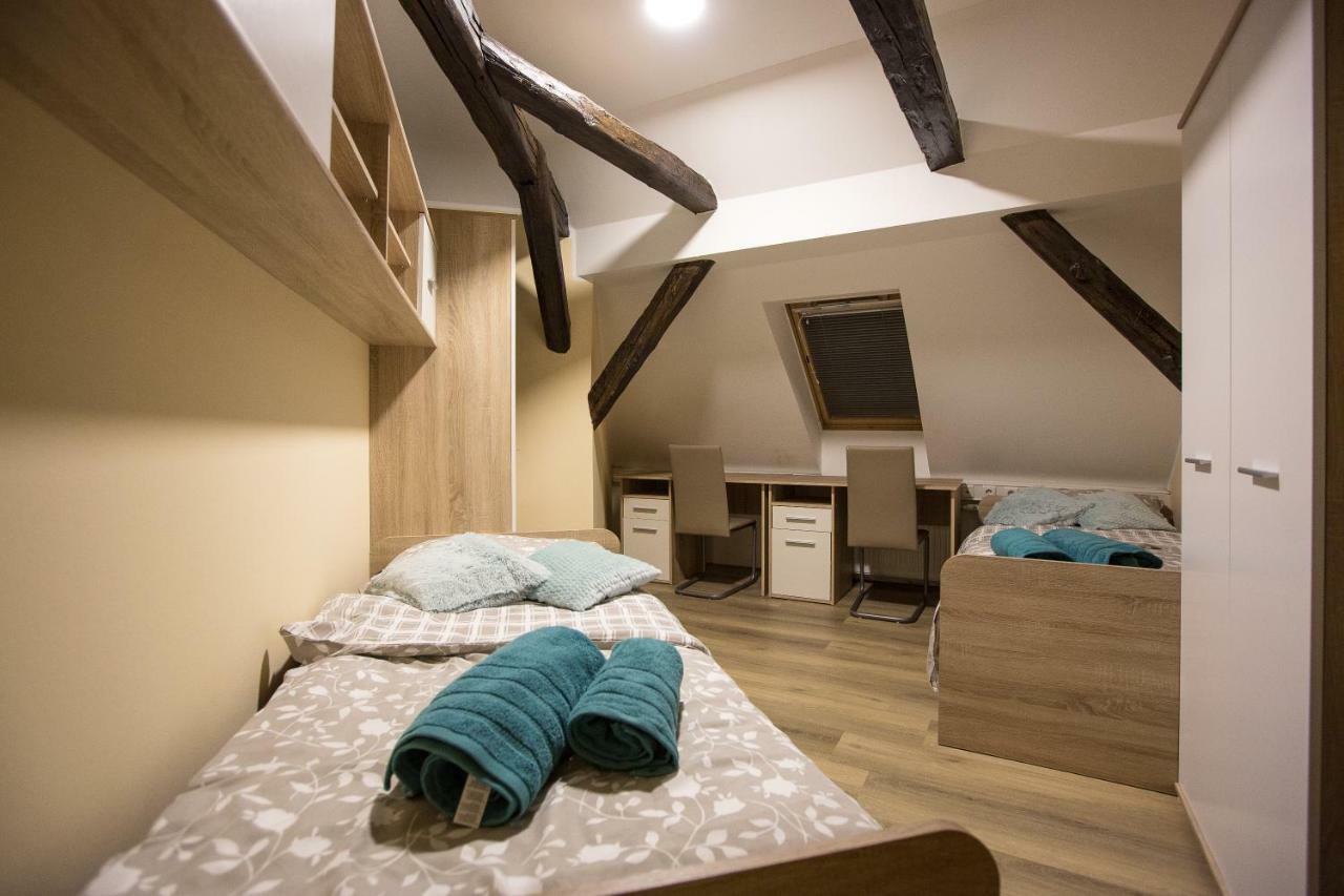 Minidorm Rooms In Heart Of City Center Maribor Bagian luar foto