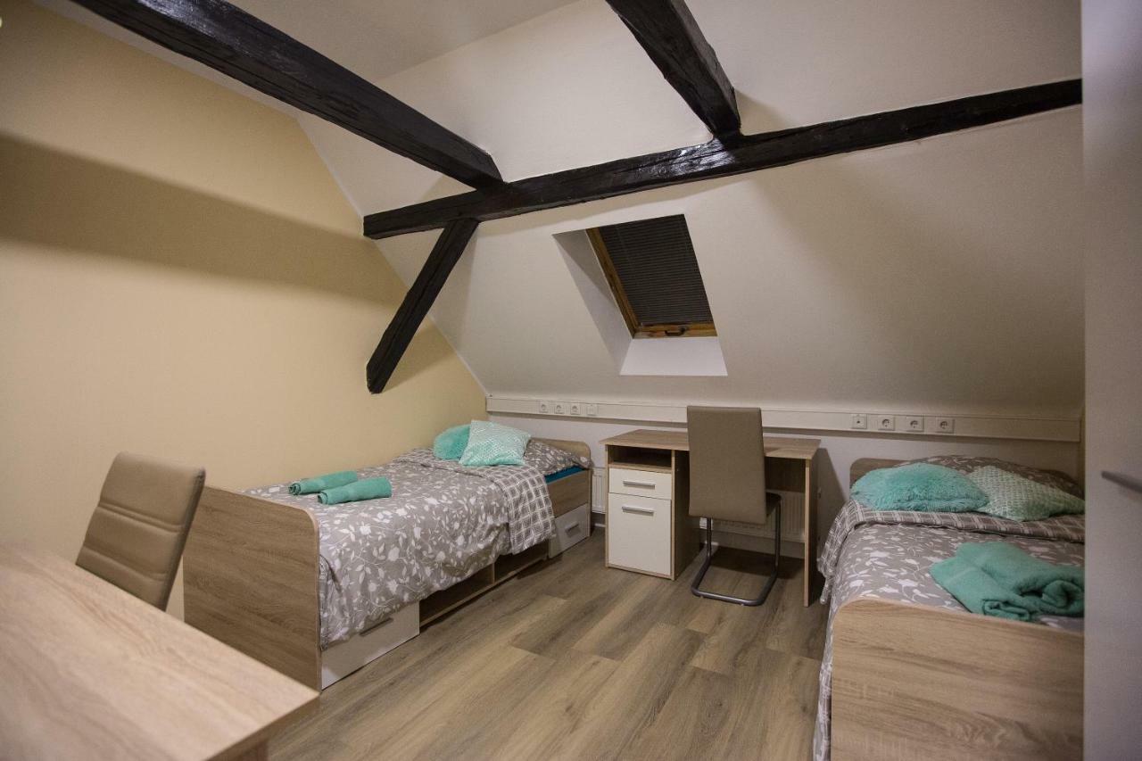 Minidorm Rooms In Heart Of City Center Maribor Bagian luar foto